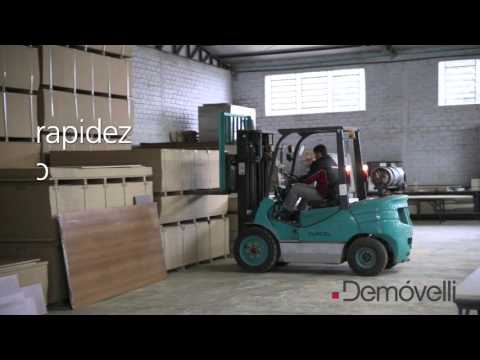 Movimentação de materiais na fábrica, frame do vídeo institucional Demovélli